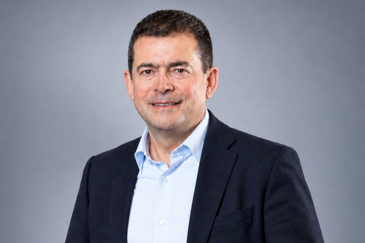 Chileno asume como presidente y CEO de telco panameña Más Móvil