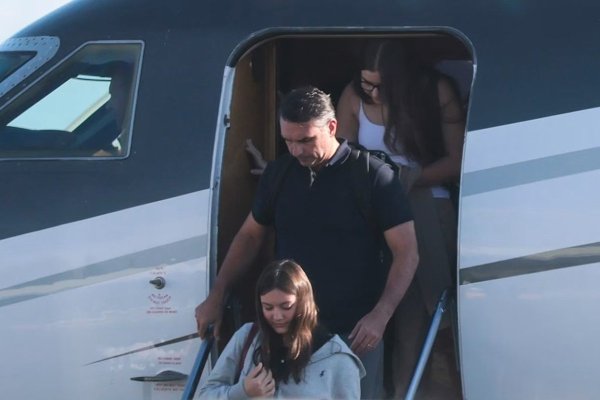 Cómo Flávio Bolsonaro huyó de Brasil